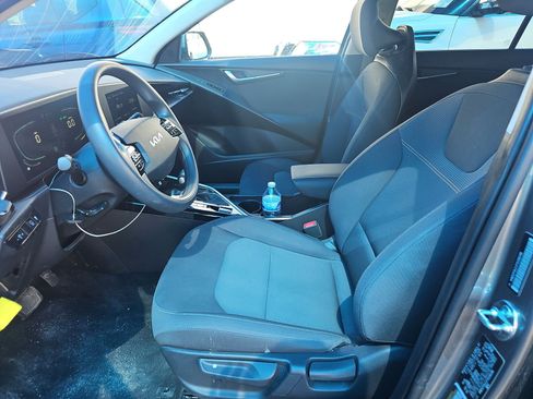 Used 2026 Kia Niro LX FWD image 8