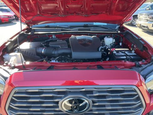 Used 2023 Toyota Tacoma TRD Off-Road w/ Advanced Technology Package image 25