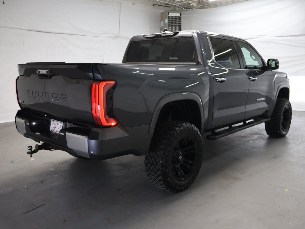Used 2023 Toyota Tundra Limited AWD/4WD image 7