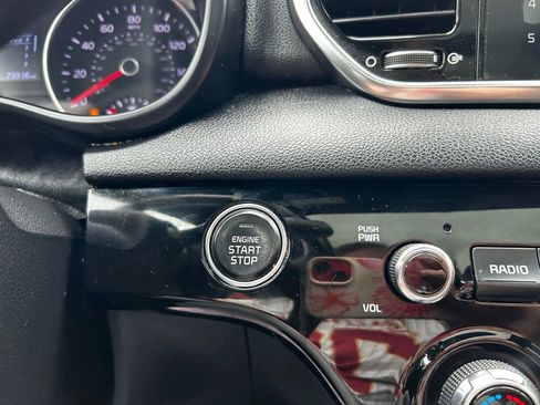 Used 2021 Kia Sportage S w/ S FWD Premium Package image 18