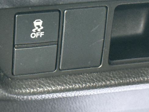 Used 2025 Honda HR-V EX-L image 24