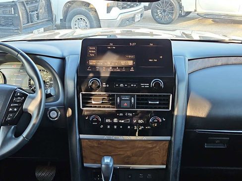 Used 2022 Nissan Armada SL w/ Captain's Chairs Package image 14