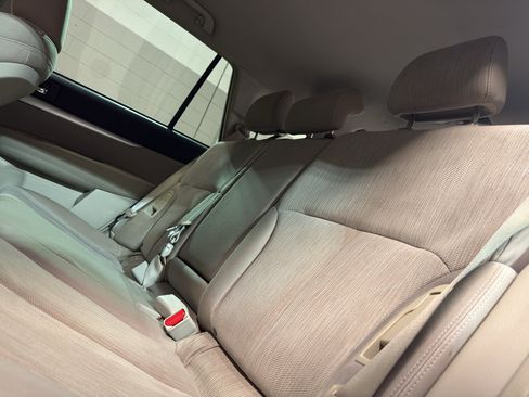Used 2014 Subaru Outback 2.5i Premium AWD/4WD image 30