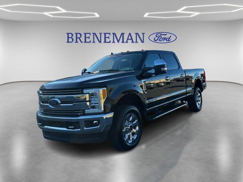 Used 2019 Ford F250 Lariat w/ Lariat Ultimate Package image 1
