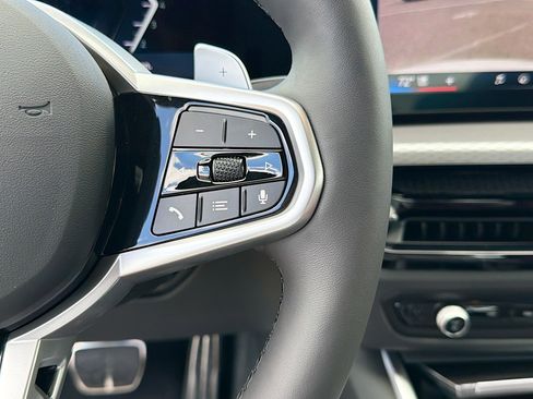 New 2026 BMW 330i Sedan w/ M Sport Package image 39