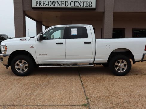 Used 2024 RAM 2500 Big Horn w/ Off Road Package AWD/4WD image 2
