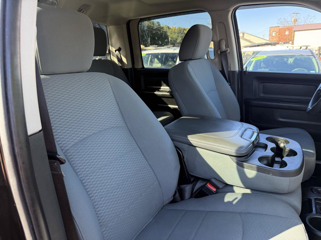 Used 2018 RAM 2500 Tradesman w/ Chrome Appearance Group AWD/4WD image 22