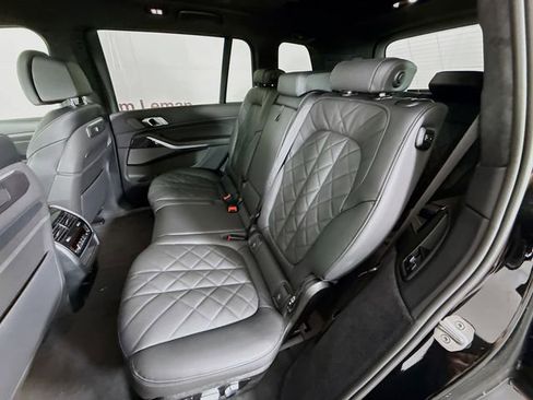 New 2026 BMW X7 xDrive40i w/ M Sport Package image 25