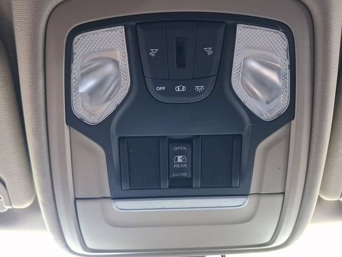 Used 2020 RAM 1500 Big Horn AWD/4WD image 8