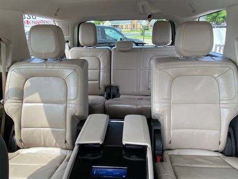 Used 2023 Lincoln Navigator Reserve w/ Equipment Group 201A AWD/4WD image 34