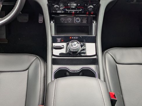 New 2025 Jeep Grand Cherokee L Limited w/ Luxury Tech Group II AWD/4WD image 20