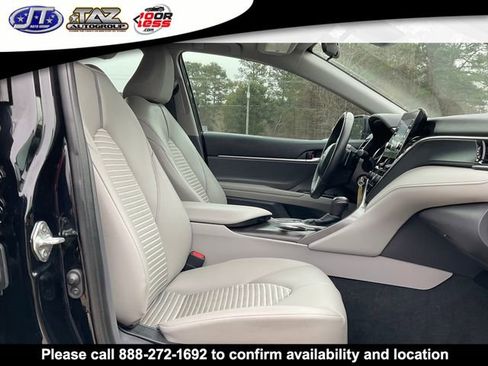 Used 2024 Toyota Camry SE image 15