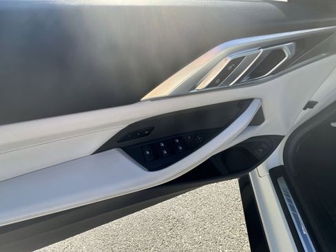 Used 2023 BMW M4 xDrive Competition image 15