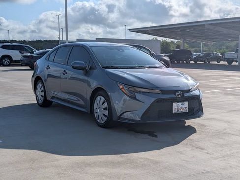 Used 2022 Toyota Corolla LE FWD image 7