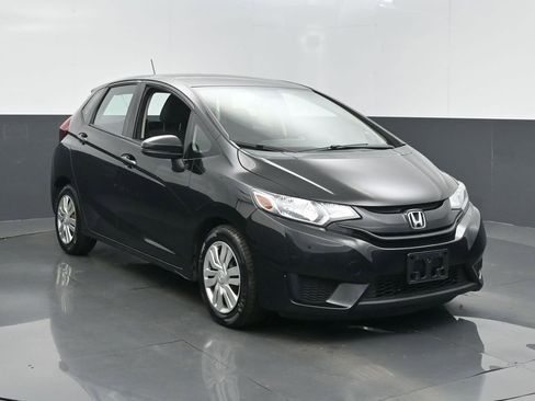Used 2015 Honda Fit LX image 2