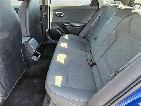 Used 2025 Kia K4 FWD image 23