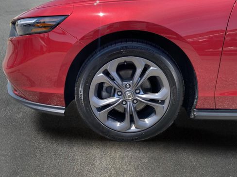 Used 2024 Honda Accord EX image 10