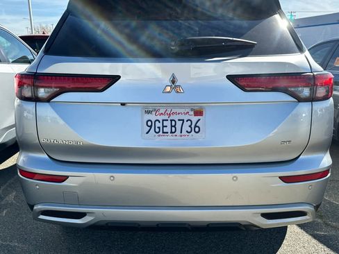 Used 2023 Mitsubishi Outlander SE image 19
