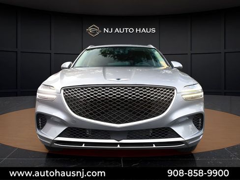 Used 2025 Genesis GV70 2.5T AWD/4WD image 3