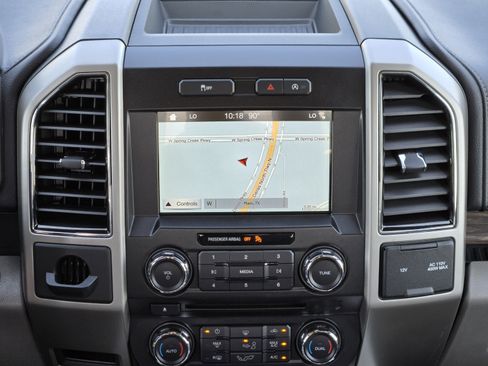 Used 2018 Ford F150 Lariat RWD image 12
