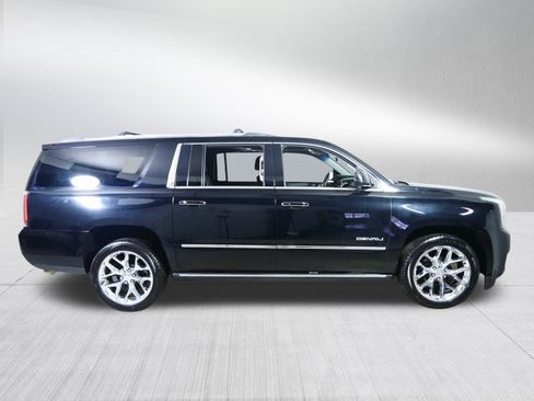 Used 2016 GMC Yukon XL Denali w/ Open Road Package image 8