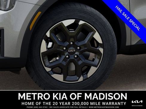 New 2026 Kia Sorento S FWD image 9