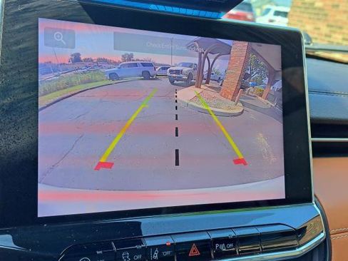 Used 2022 Jeep Compass Limited image 14