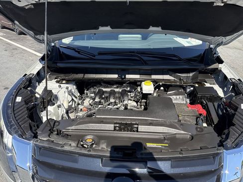 Used 2024 Nissan Pathfinder S w/ Cargo Package image 10