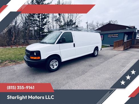 Used 2015 Chevrolet Express 2500 Extended image 1