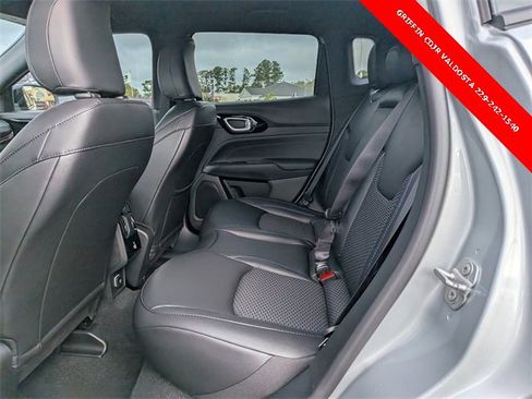 New 2026 Jeep Compass Latitude image 12