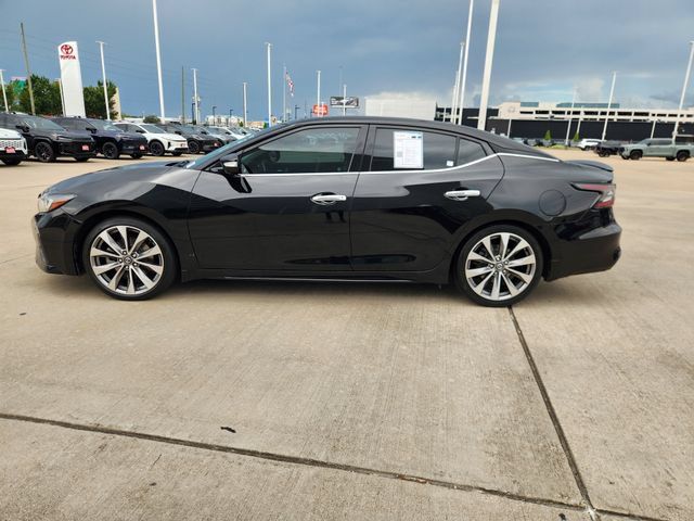 Used 2021 Nissan Maxima Platinum w/ Sport Mat Group FWD image 4