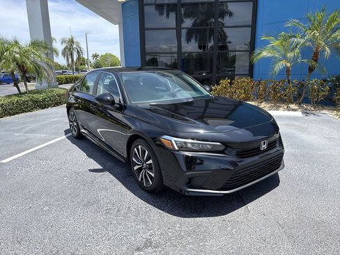 Certified 2024 Honda Civic EX image 2