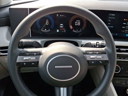 Used 2025 Hyundai Tucson SEL image 17