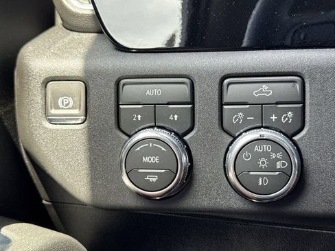 New 2026 GMC Sierra 1500 Elevation AWD/4WD image 16