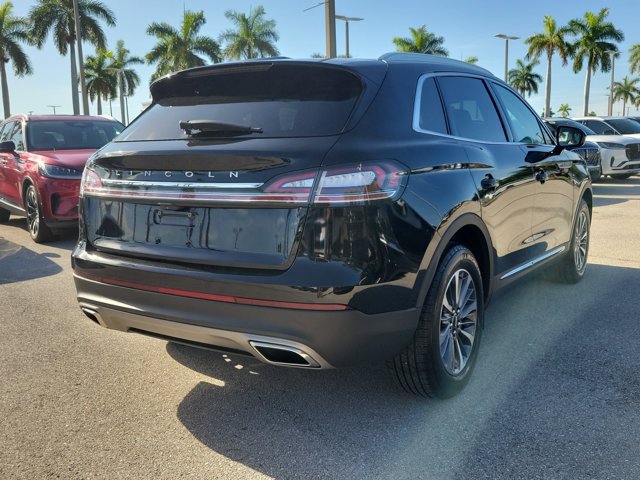 Certified 2022 Lincoln Nautilus FWD w/ Premium Package image 6