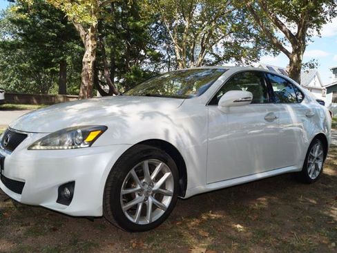 Used 2011 Lexus IS 250 AWD image 3