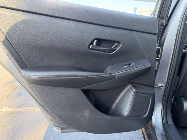 Used 2024 Nissan Sentra SV FWD image 28