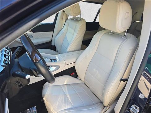 Used 2021 Mercedes-Benz GLS 450 4MATIC image 15