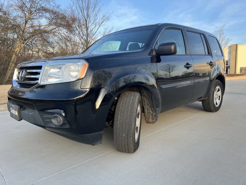 Used 2013 Honda Pilot LX image 2