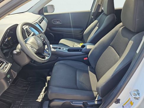 Certified 2022 Honda HR-V EX image 28