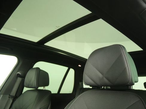 Used 2025 BMW X5 xDrive40i image 11