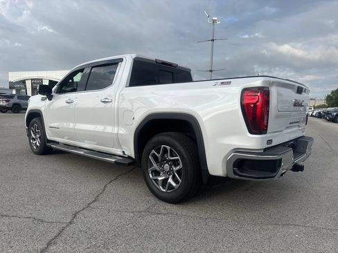 Used 2023 GMC Sierra 1500 SLT w/ SLT Premium Plus Package AWD/4WD image 4