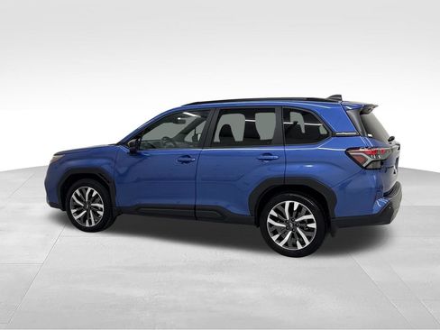 Used 2026 Subaru Forester Touring AWD/4WD image 3