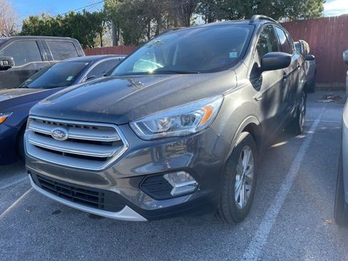Used 2018 Ford Escape SEL image 1