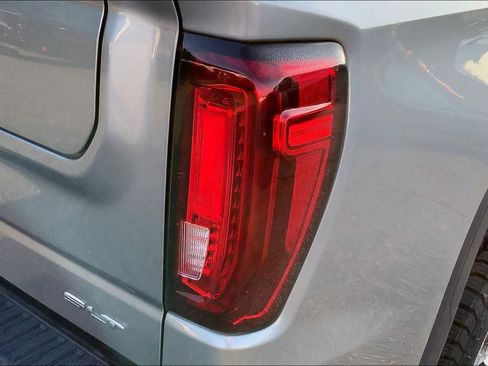 Used 2025 GMC Sierra 1500 SLT RWD image 27