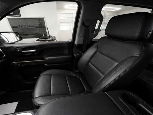 Used 2019 Chevrolet Silverado 1500 LT Trail Boss AWD/4WD image 14