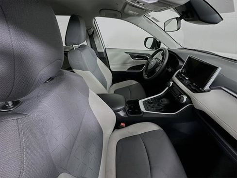 Certified 2025 Toyota RAV4 XLE image 25