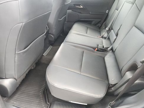 Used 2024 Lexus GX 550 w/ Accessory Package (Z1) AWD/4WD image 24