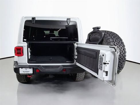 Used 2020 Jeep Wrangler Unlimited Rubicon AWD/4WD image 24