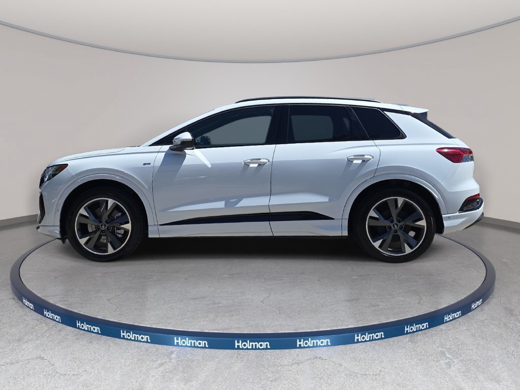 Used 2024 Audi Q4 e-tron Prestige w/ Black Optic Package AWD/4WD image 9
